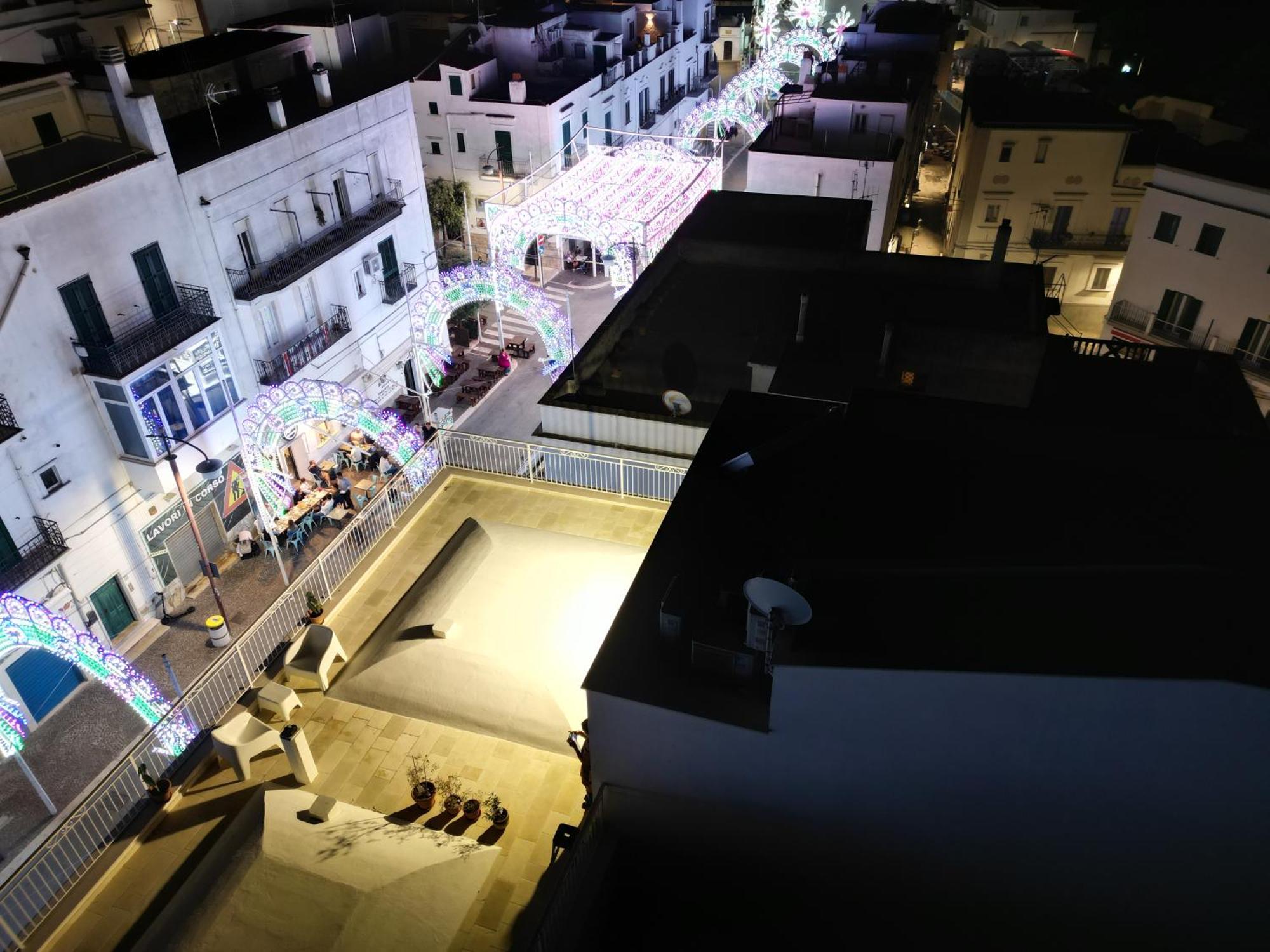 بيسْكيتْشّي Suites Dimora Garibaldi المظهر الخارجي الصورة