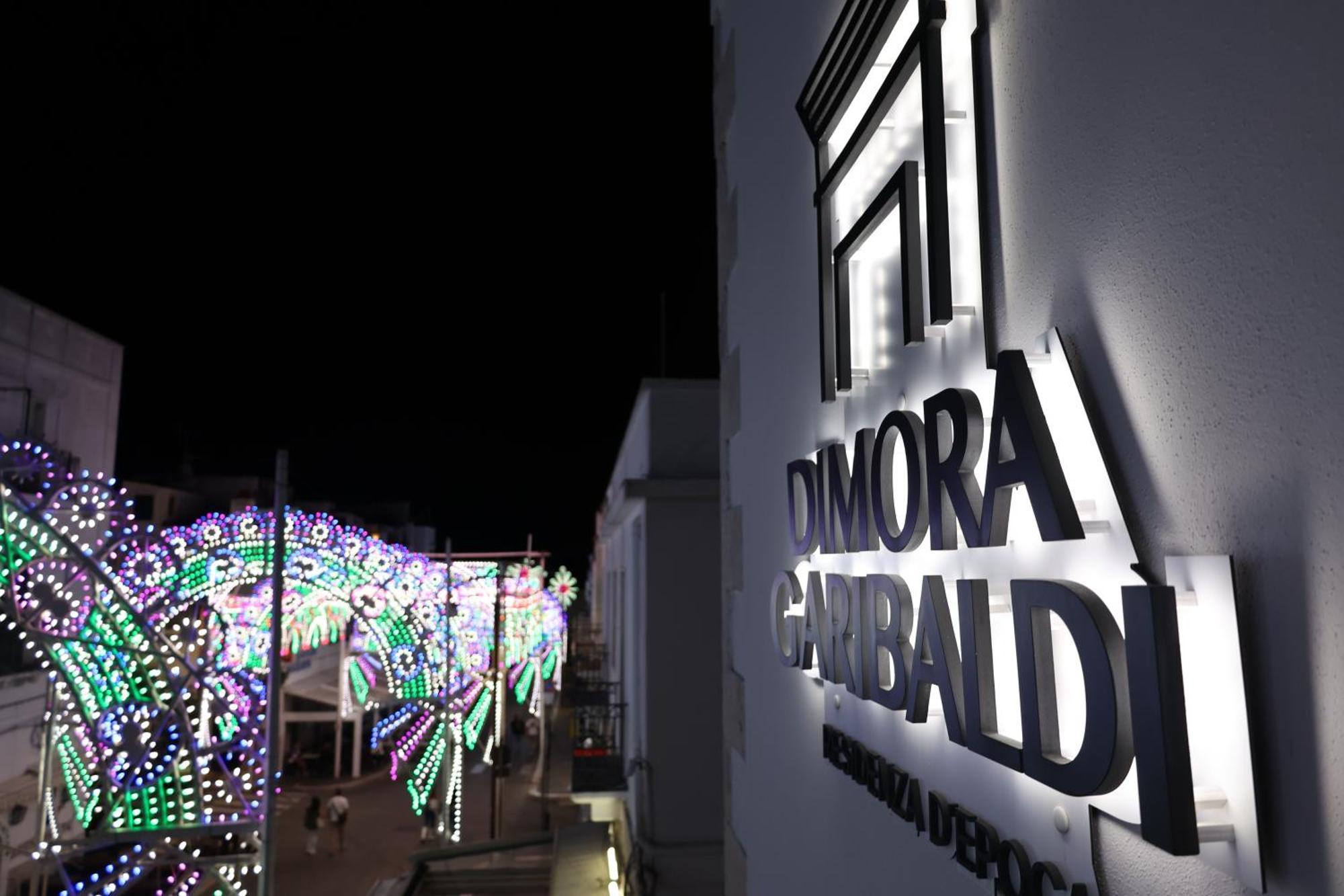 بيسْكيتْشّي Suites Dimora Garibaldi المظهر الخارجي الصورة