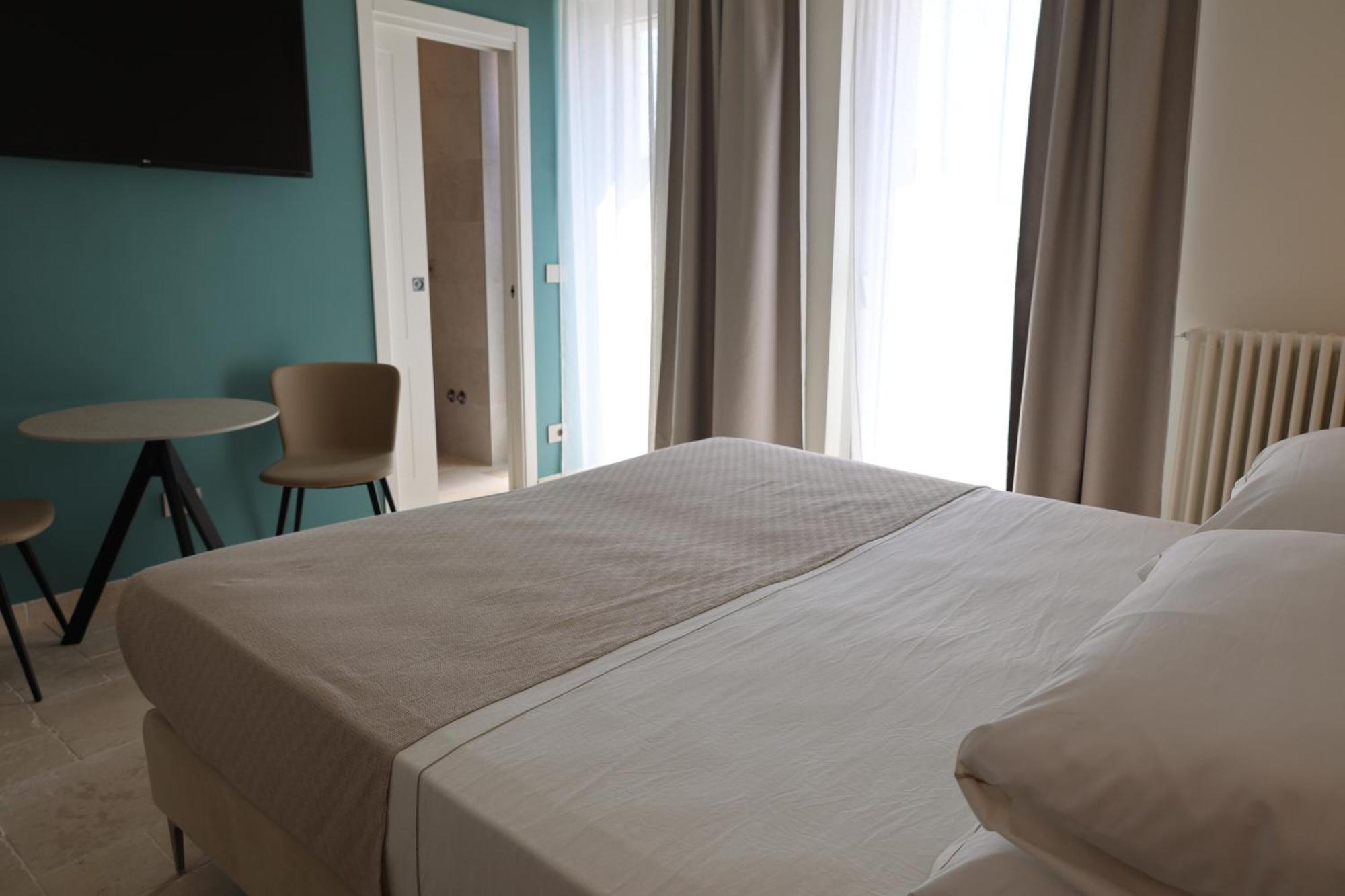 بيسْكيتْشّي Suites Dimora Garibaldi المظهر الخارجي الصورة