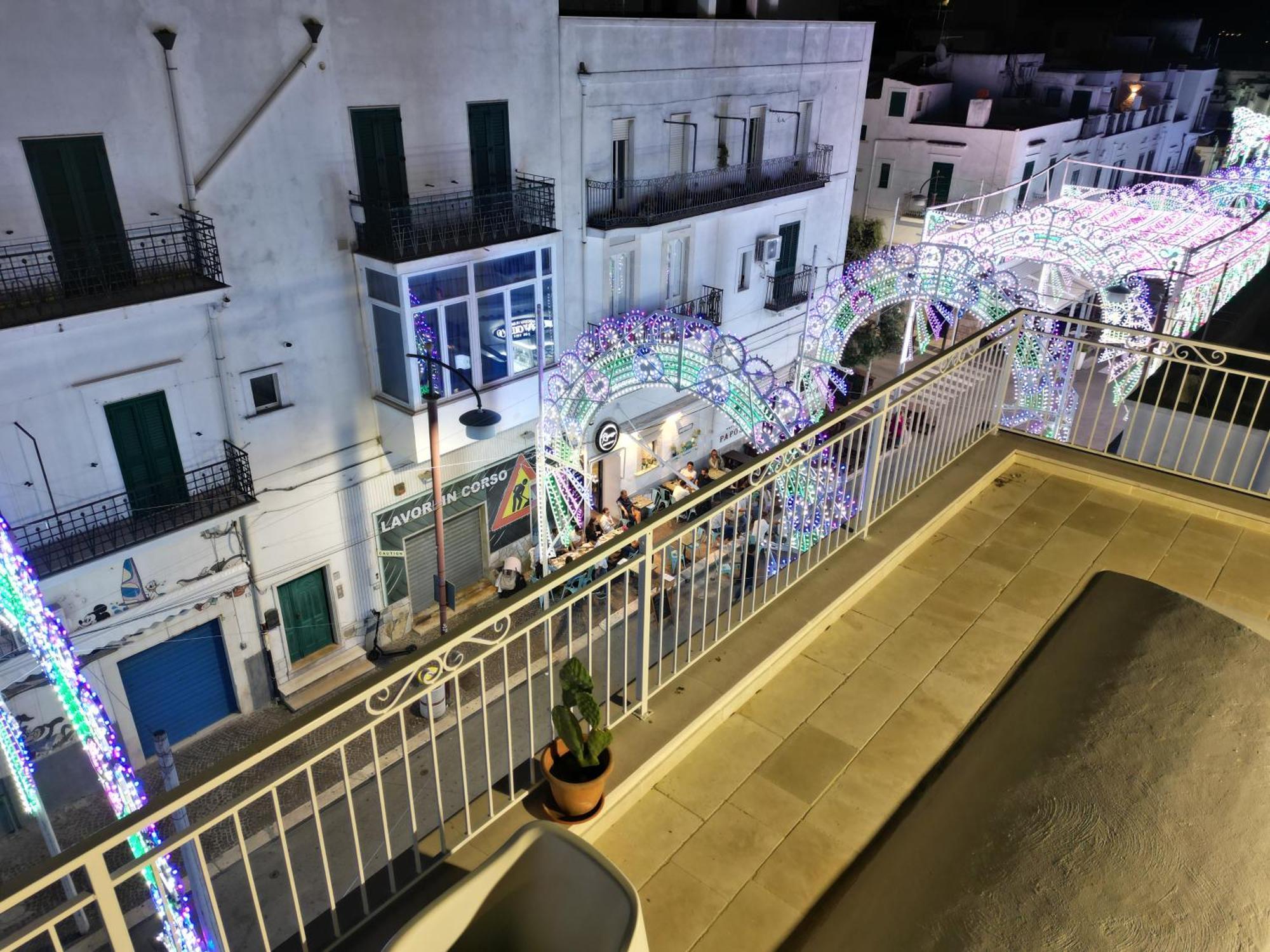 بيسْكيتْشّي Suites Dimora Garibaldi المظهر الخارجي الصورة