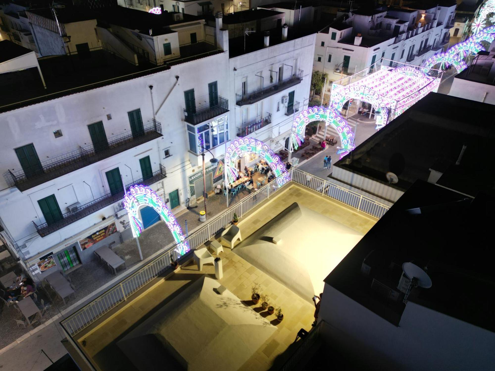 بيسْكيتْشّي Suites Dimora Garibaldi المظهر الخارجي الصورة
