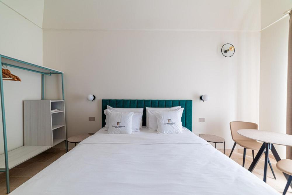 بيسْكيتْشّي Suites Dimora Garibaldi المظهر الخارجي الصورة