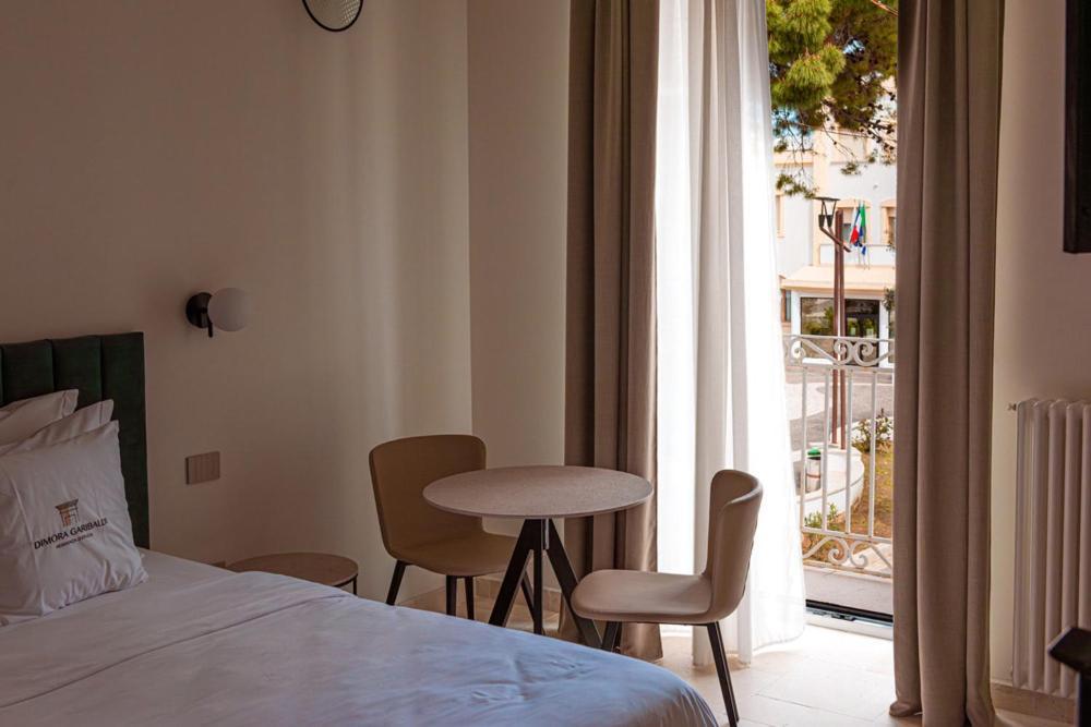 بيسْكيتْشّي Suites Dimora Garibaldi المظهر الخارجي الصورة